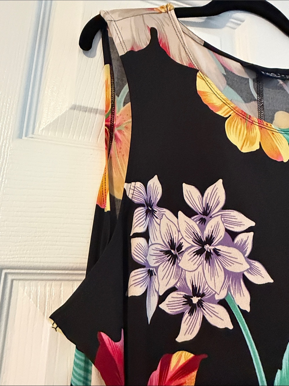 Attitudes by Renee Black Floral Maxi with Tropical Blooms plus size 1x Resort - Picture 6 of 7
